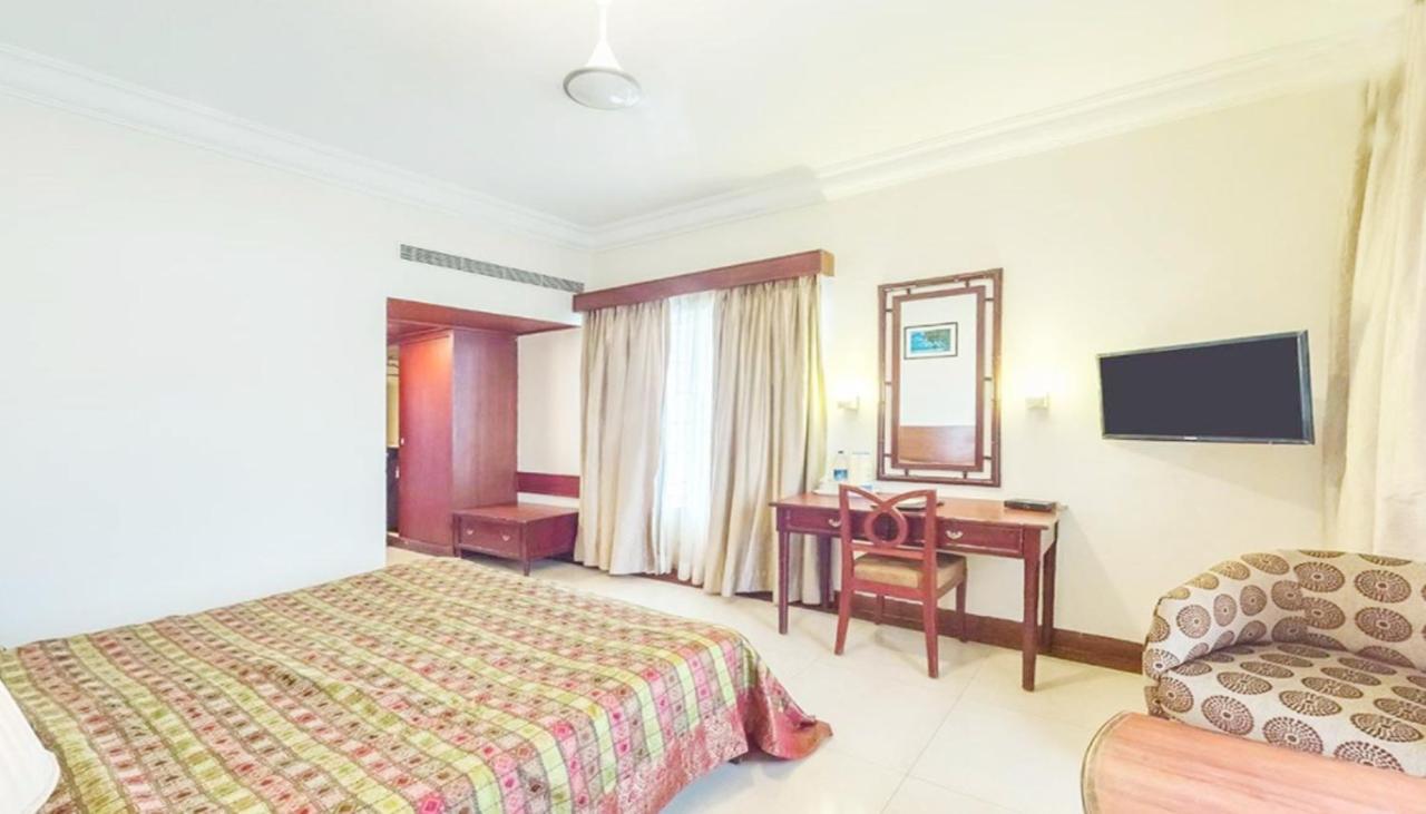 Hotel Rns Residency Sea View Māvalli Esterno foto