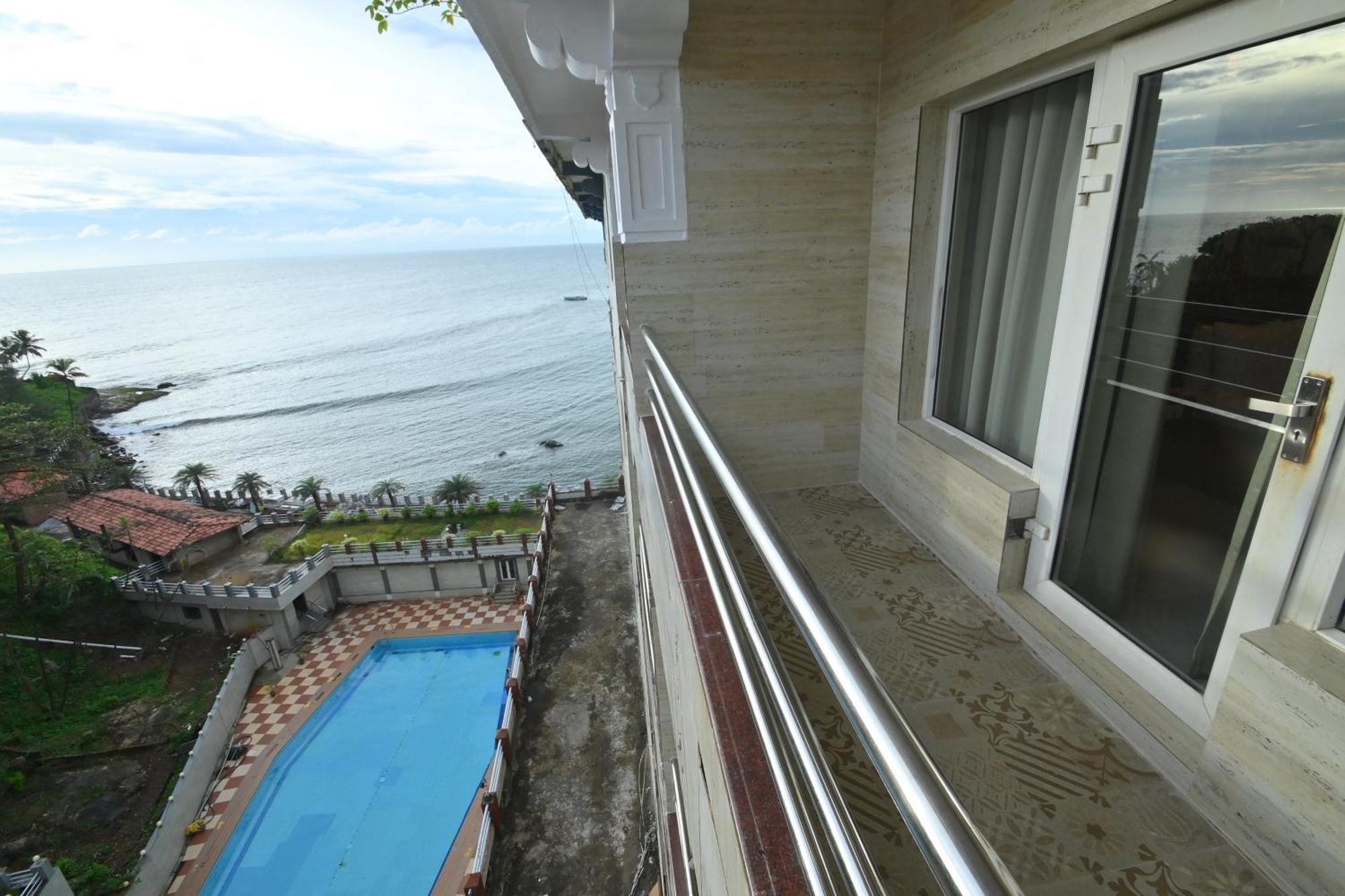 Hotel Rns Residency Sea View Māvalli Esterno foto