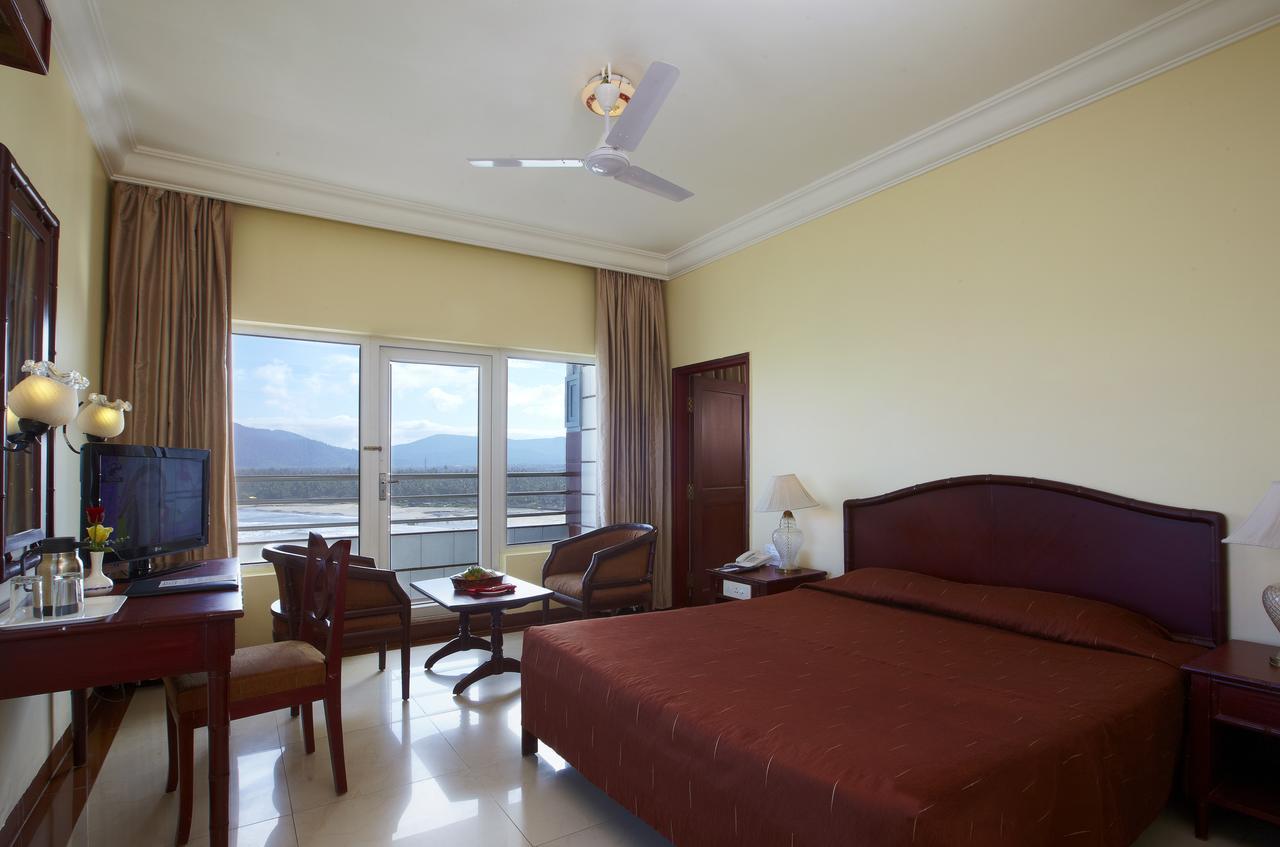 Hotel Rns Residency Sea View Māvalli Esterno foto