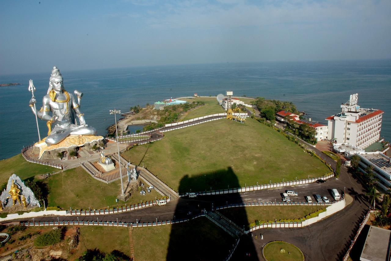 Hotel Rns Residency Sea View Māvalli Esterno foto